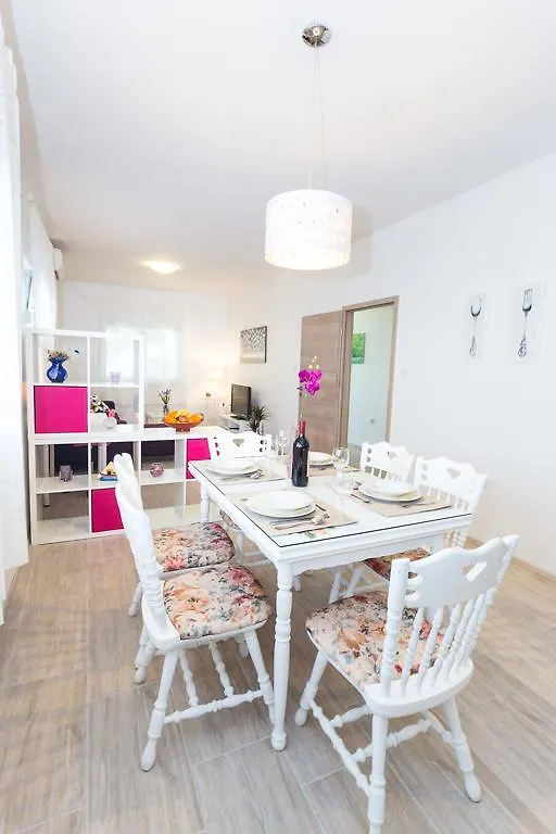Apartment Perunika Zadar Chorwacja